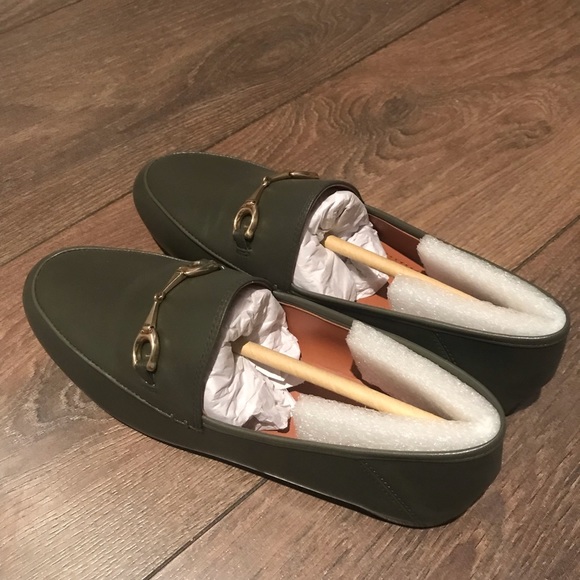 Coach loafer in olive green - size 6 - Picture 1 of 3